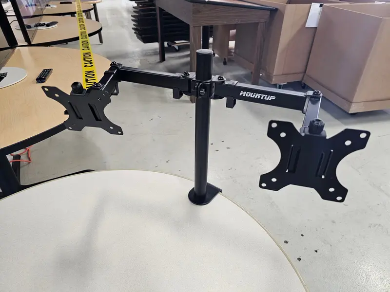 Adjustable Dual-Monitor Mount – Articulating Arm Stand 1