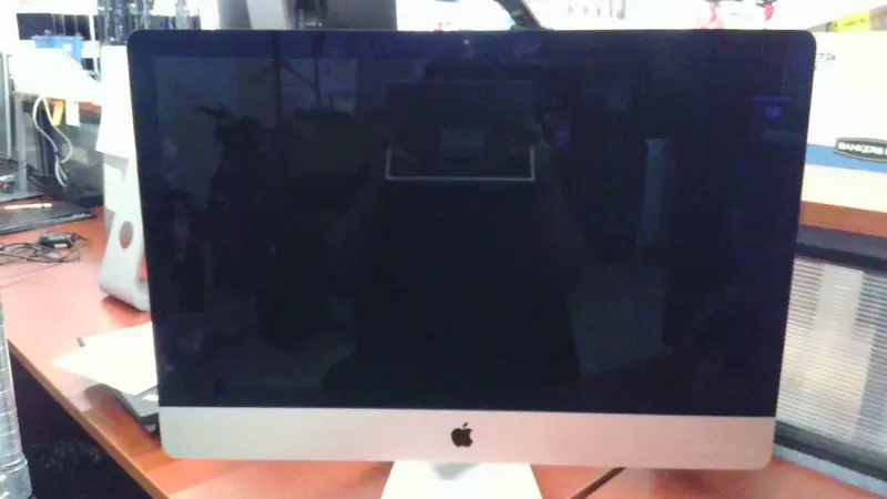 Apple Imac 27-Inch With Retina 5K Display 1