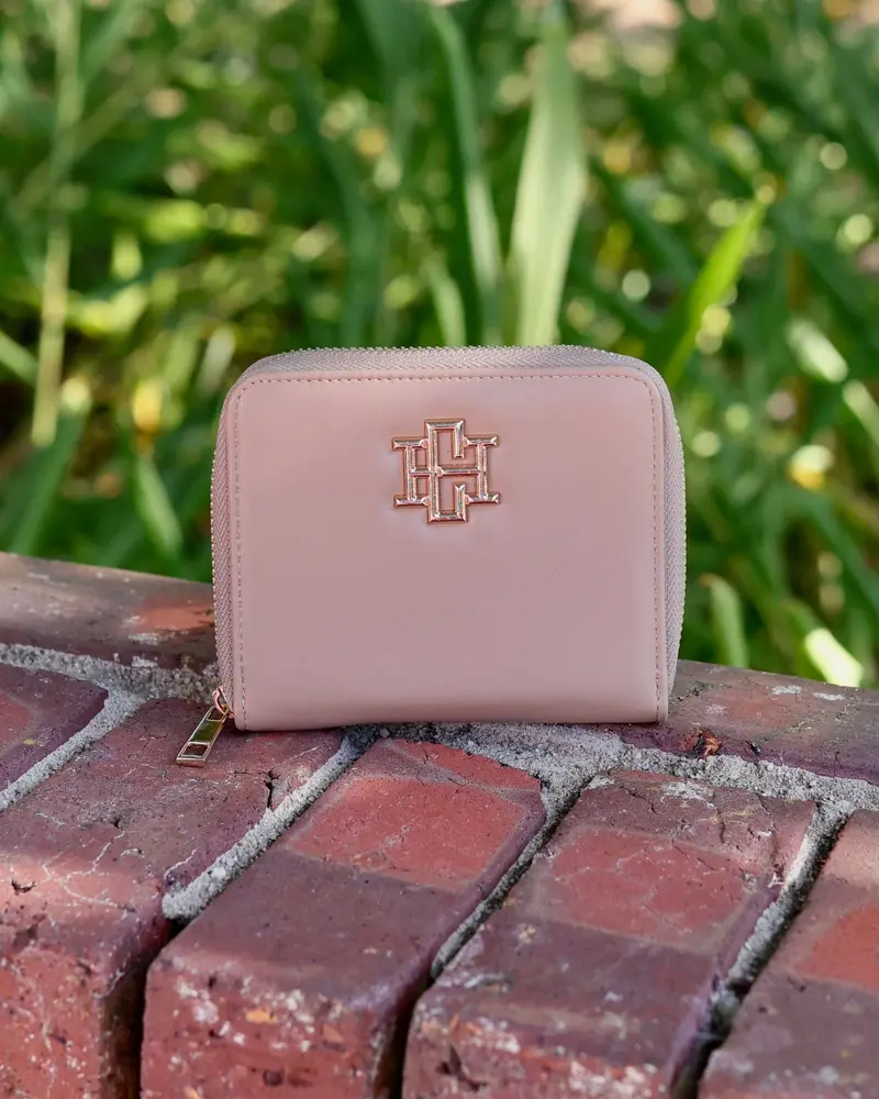 Blakely Compact Wallet In Warm Latte Tone 1