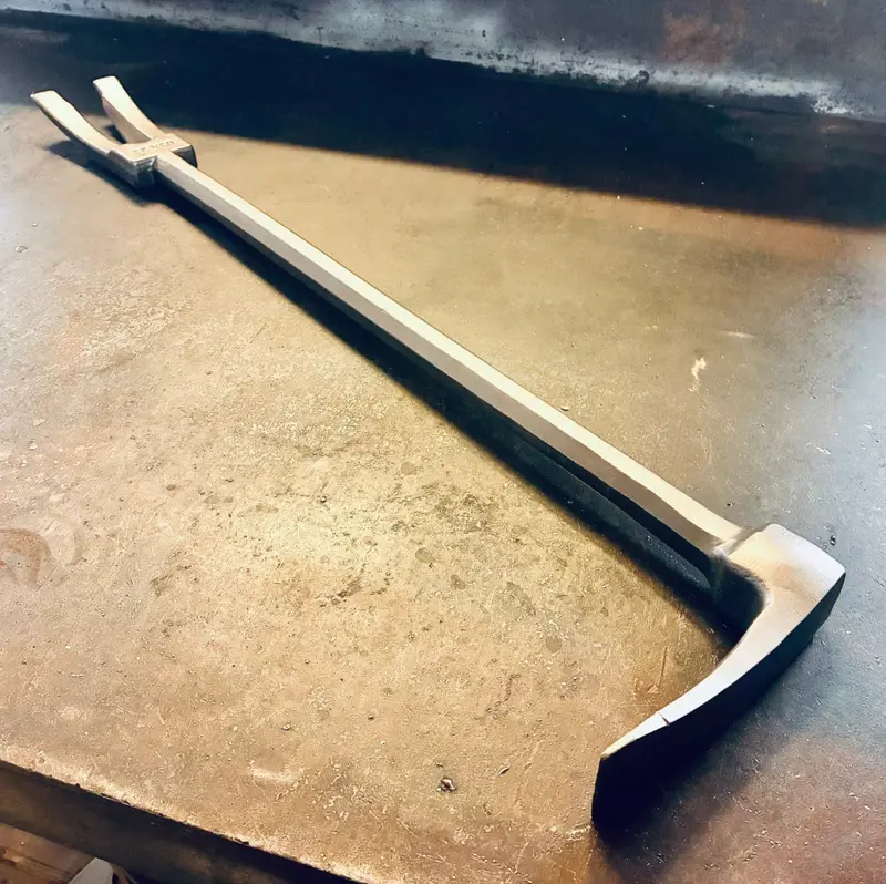 Council Kelly Tool – Premium Forged Steel Striking Tool 1