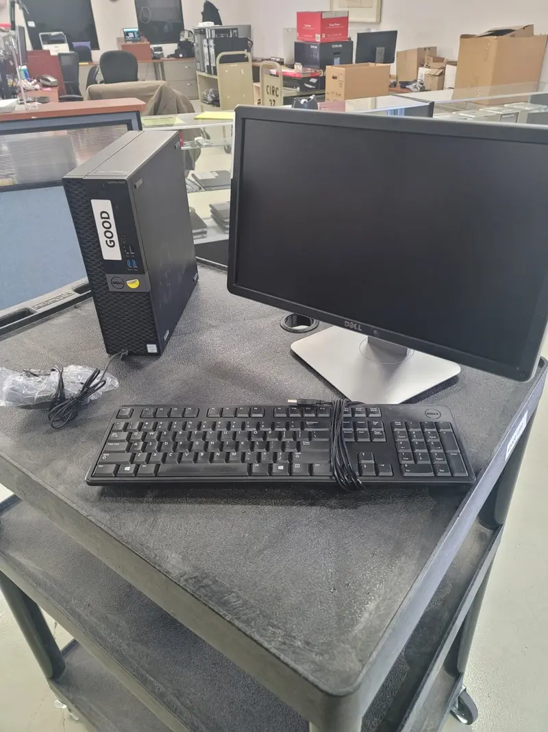 Dell Desktop Computer Bundle With Monitor, Keyboard, And Mouse 1