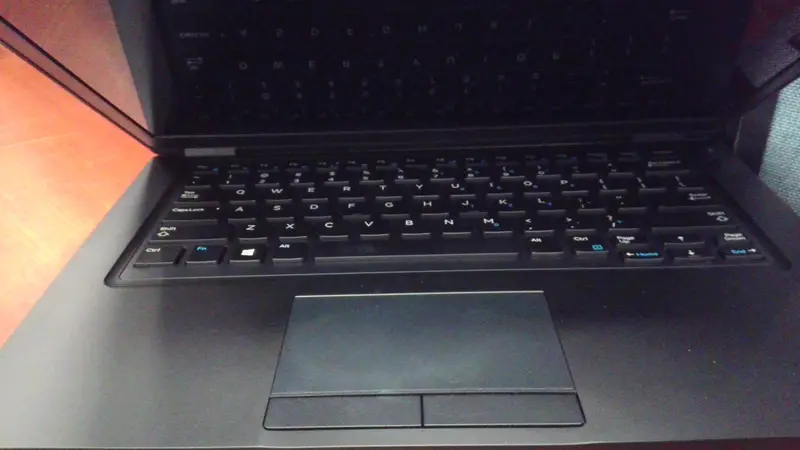 Dell Latitude 5490 Business Laptop – Service Tag 2101386 1