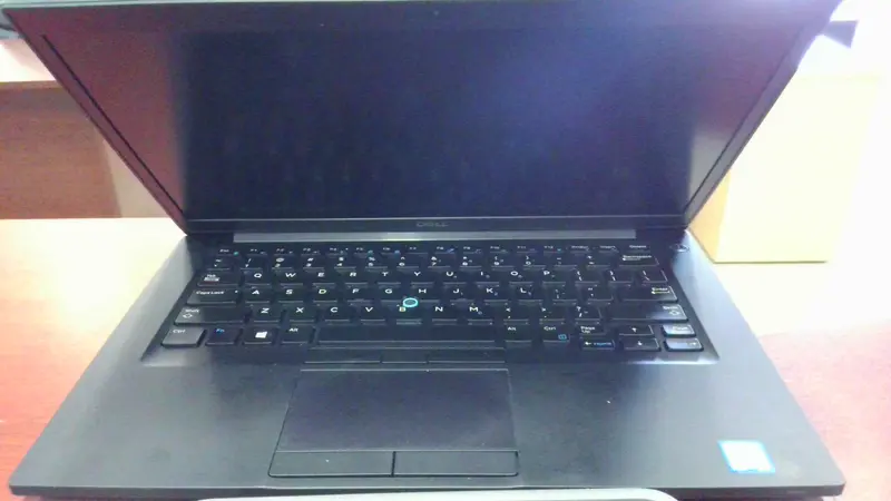 Dell Latitude 7490 High-Performance Laptop (Tag #2103676) 1