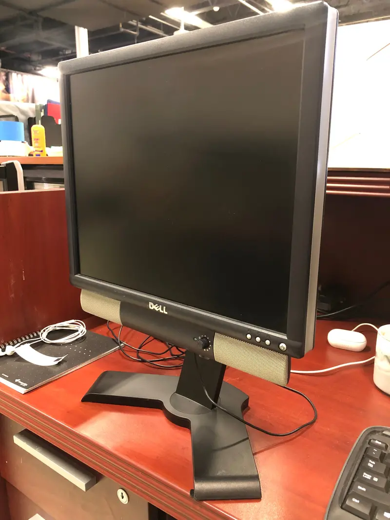 Dell Monitor With Built-In Stereo Speakers – 24" Fhd 1