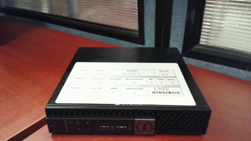 Dell Optiplex 7040 Desktop Computer 1