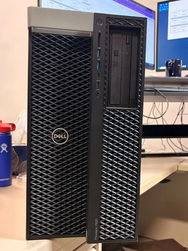Dell Precision T7920 Workstation 1