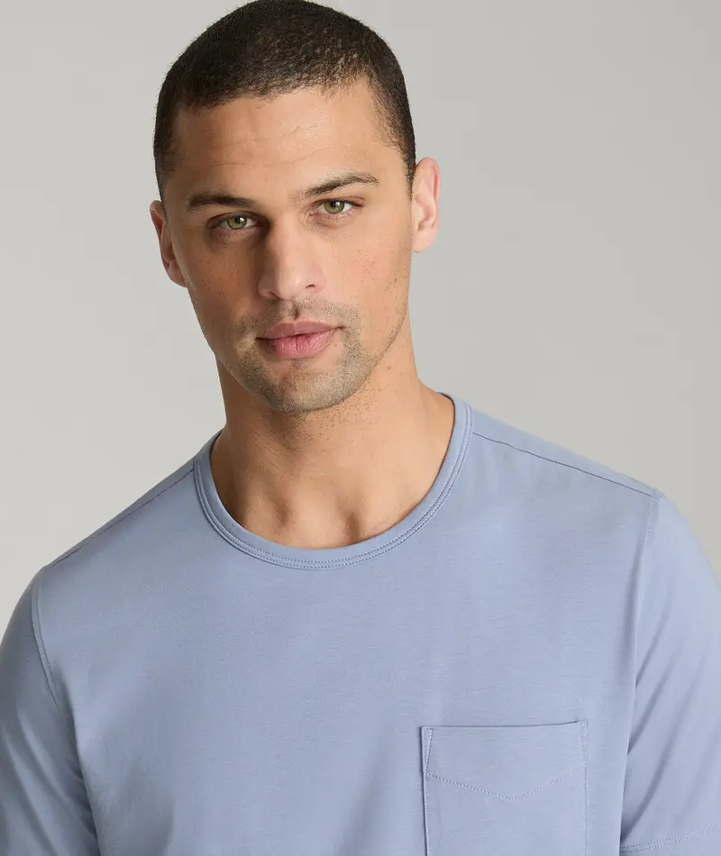 Ecosoft™ Pocket T-Shirt – Variant 2 1