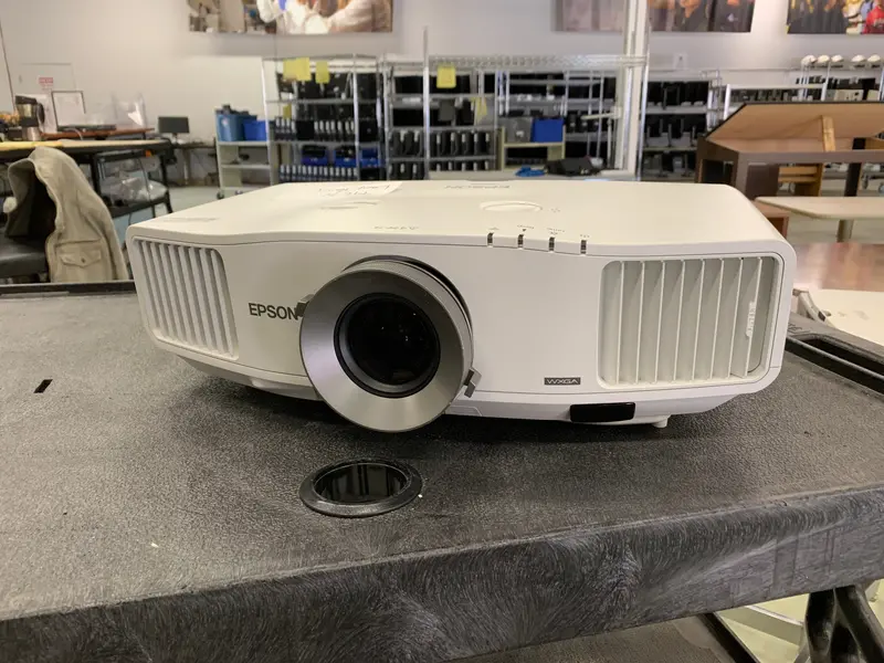 Epson H347A Lcd Projector Model 081L 1