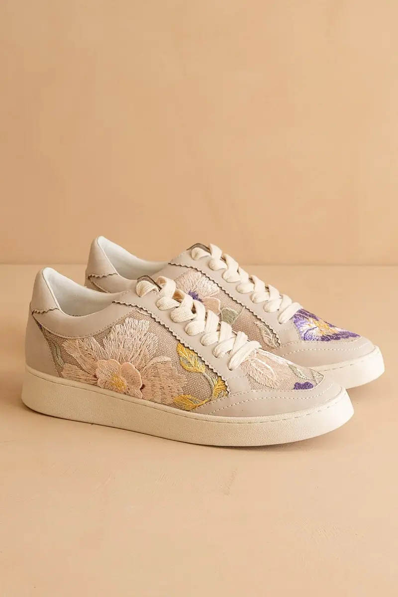 Light Grey Sneakers With Floral Appliqué Detailing 1