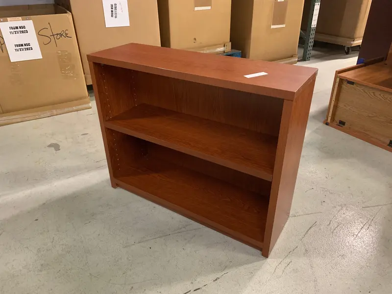 Modular Wooden Bookshelf – Adjustable Height Design 1