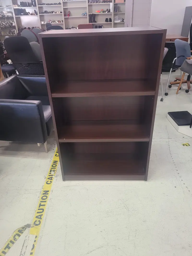 Sturdy Wooden Bookshelf – Commercial-Grade Storage 1
