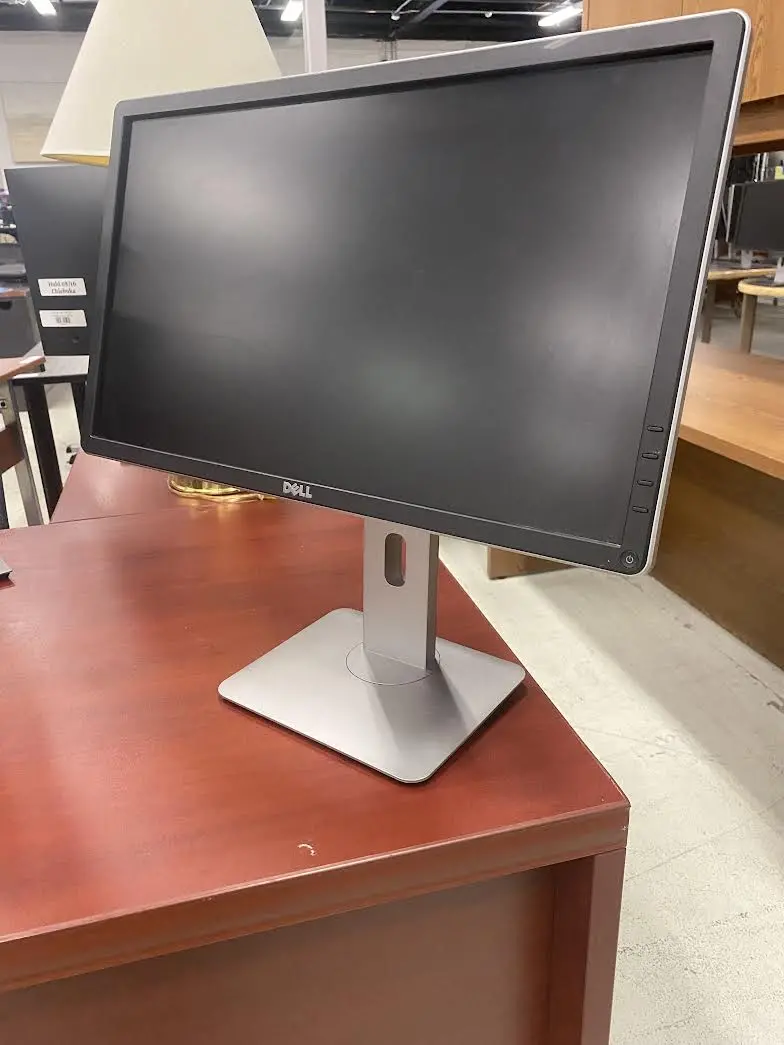 Tank-Series Dell Monitor – 24" Full Hd Display 1
