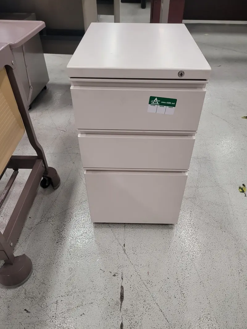 Three-Drawer Off-White Pedestal File Cabinet 1