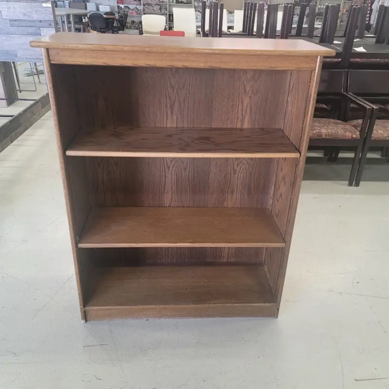 Wood-Grain Finish Bookshelf 1