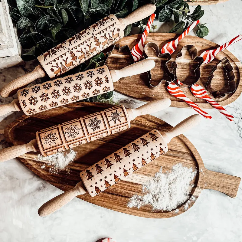 Wooden Rolling Pin With Christmas Tree Pattern – Baking & Cookie Decorating Tool 1